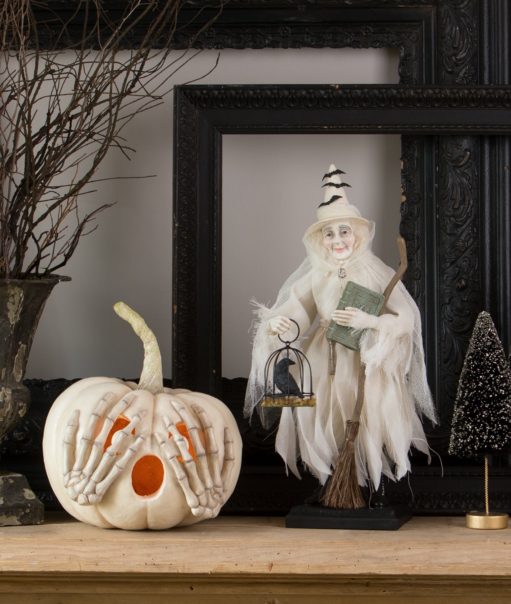 "Peek-a-Boo Pumpkin, White"
