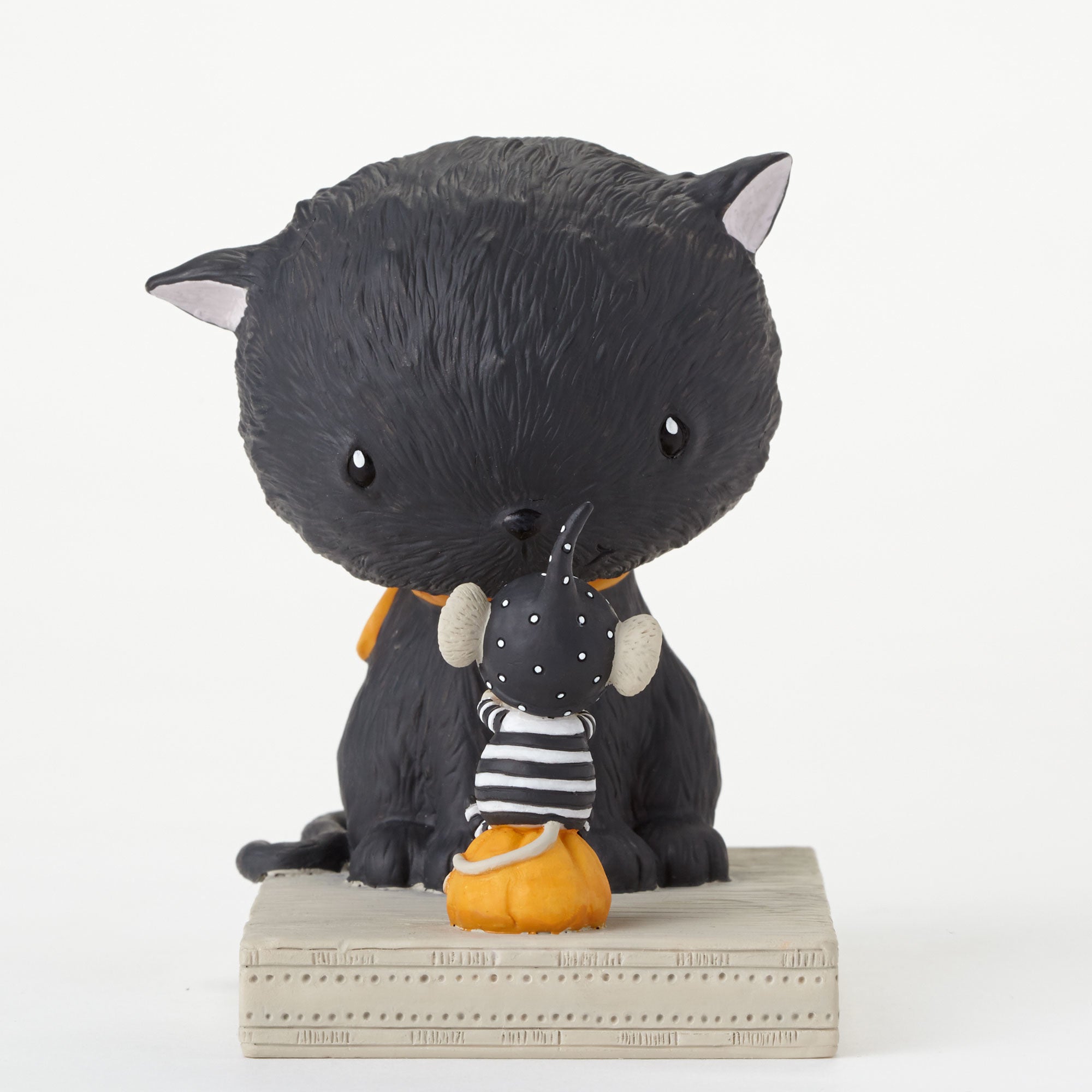 Black Cat & Mouse Halloween Figurine