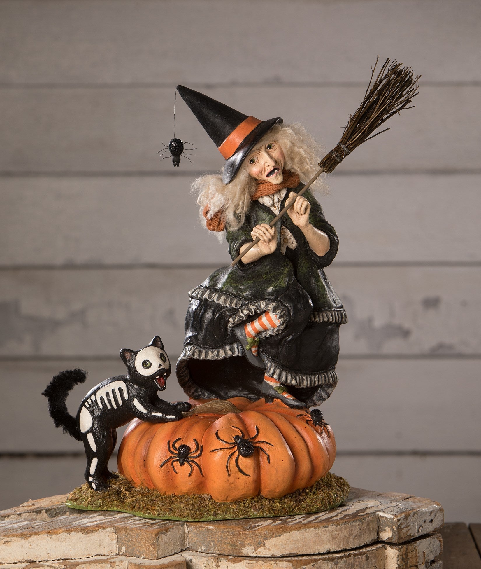 Frightened Frieda Witch
