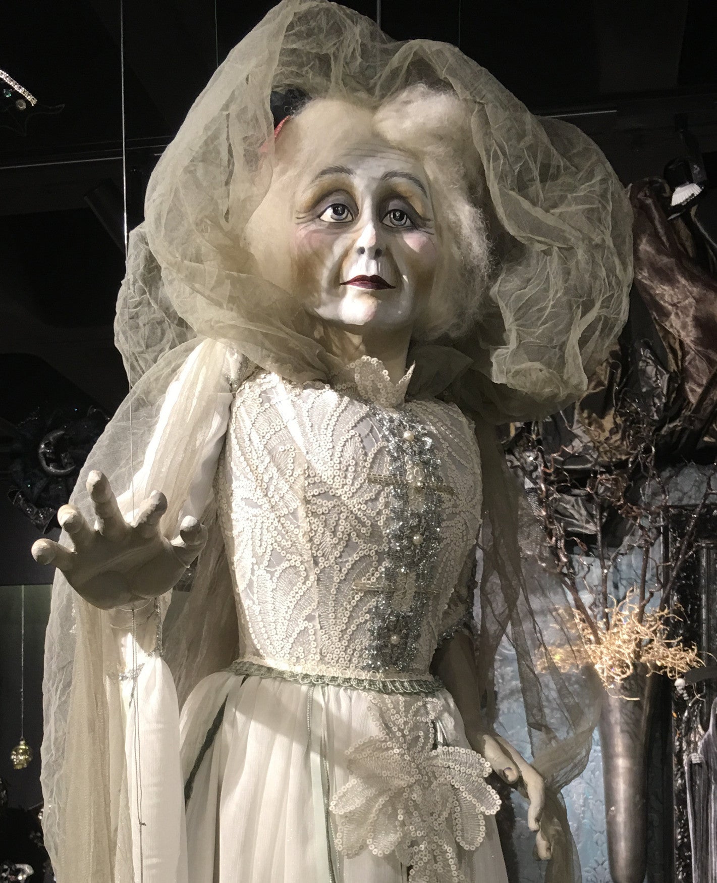 Lady in Mourning - Lifesize Ghost Bride Halloween Prop